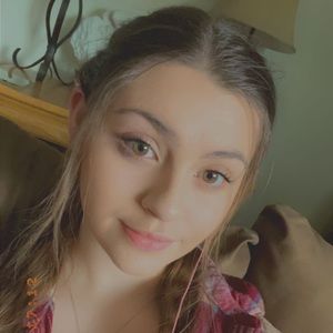 Meet your Posher, Alaina